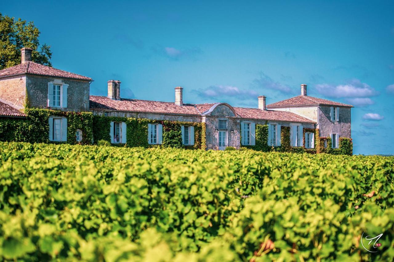 Hotel Du Chateau D'Arche, Grand Cru Classe De Sauternes Exterior photo